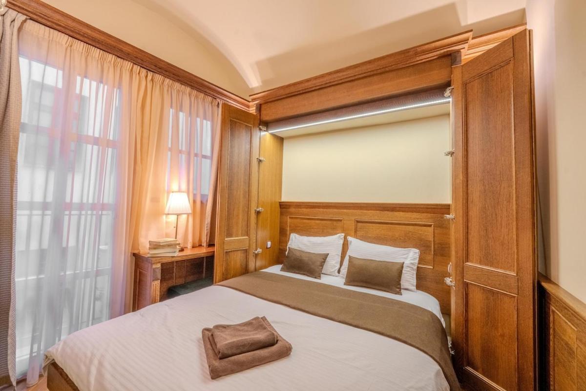 Traditional Prague Apartment Экстерьер фото