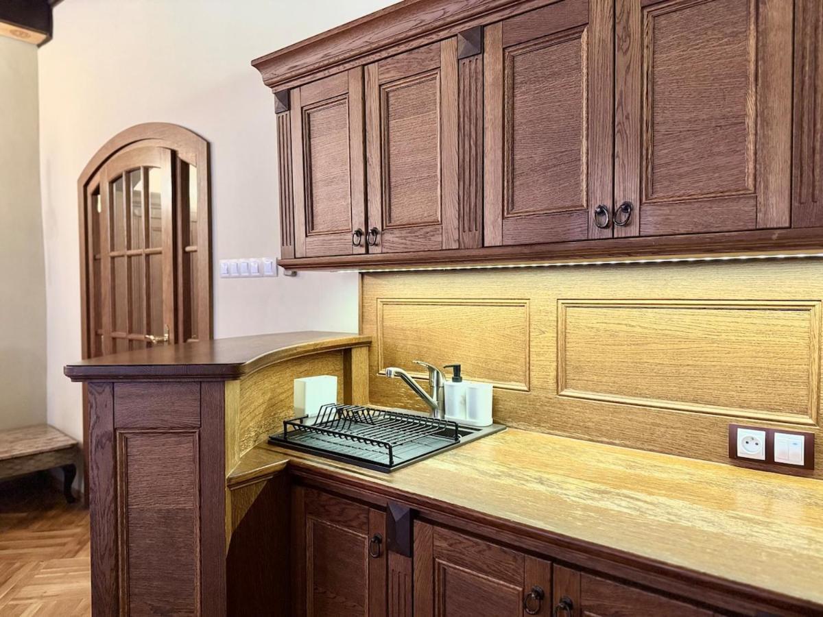 Traditional Prague Apartment Экстерьер фото
