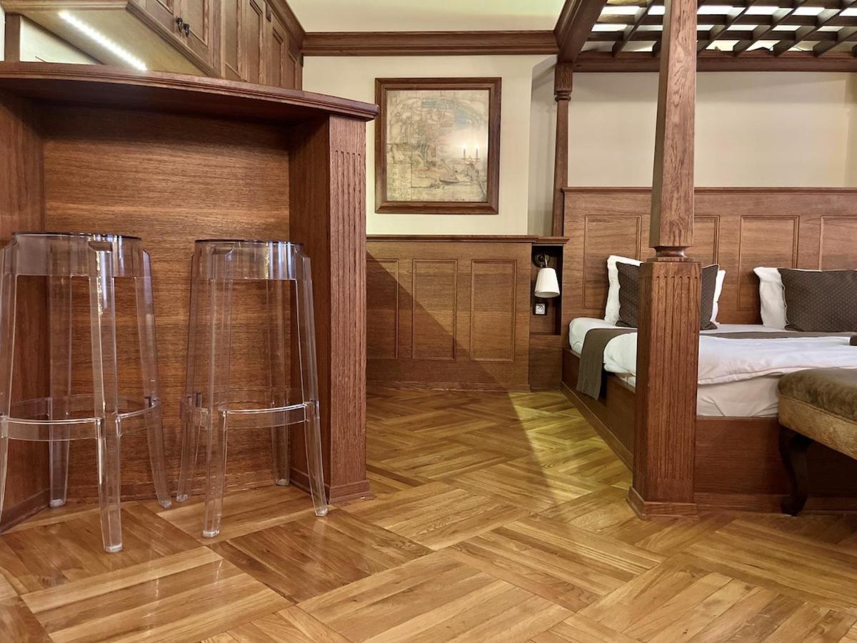 Traditional Prague Apartment Экстерьер фото